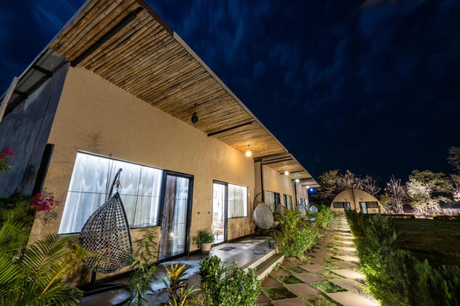 Moustache Panarpani Retreat Pachmarhi Hotel Exterior photo