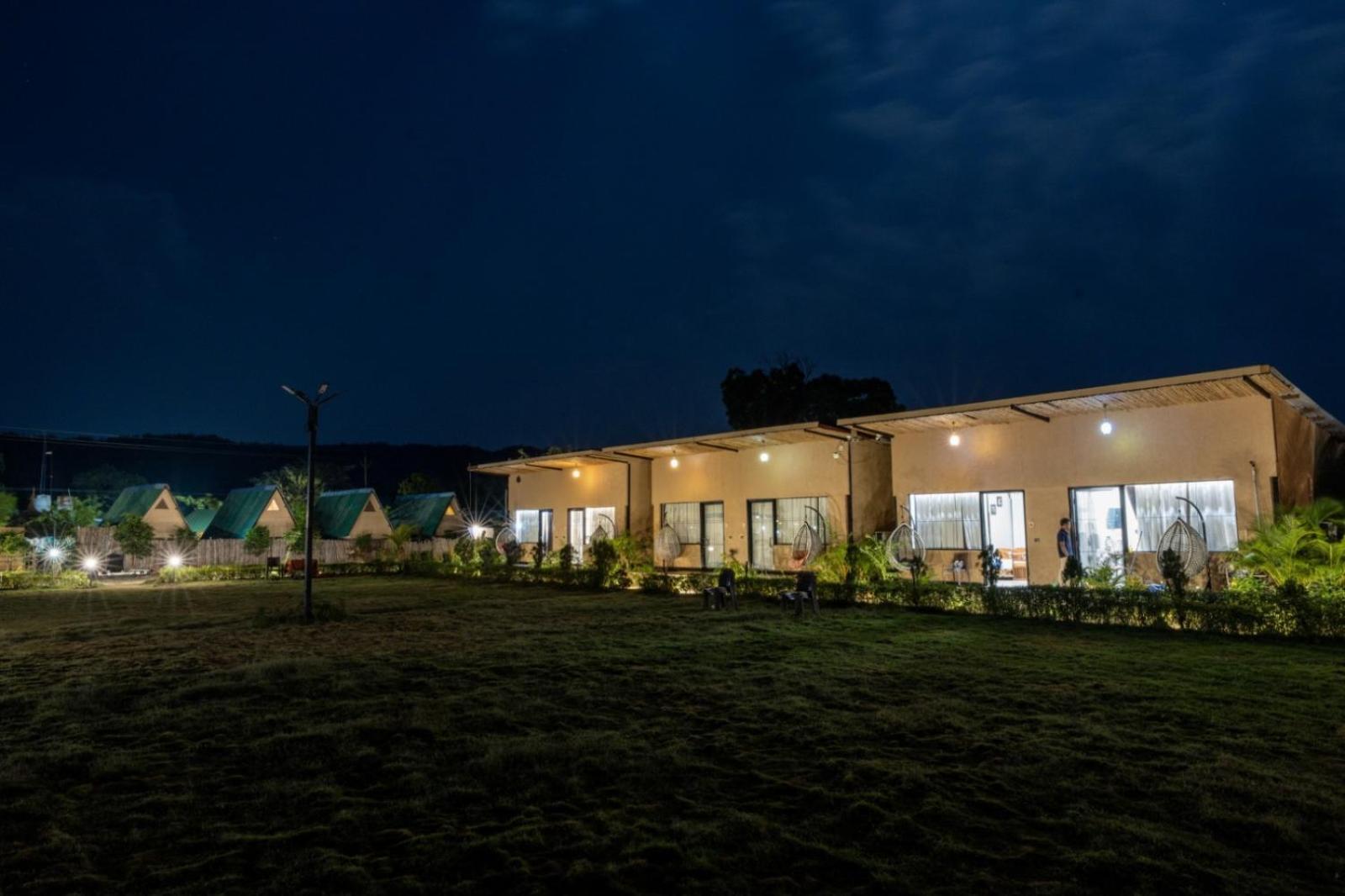 Moustache Panarpani Retreat Pachmarhi Hotel Exterior photo